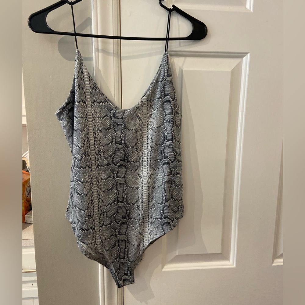 Women’s Snakeskin Bodysuit Size Medium